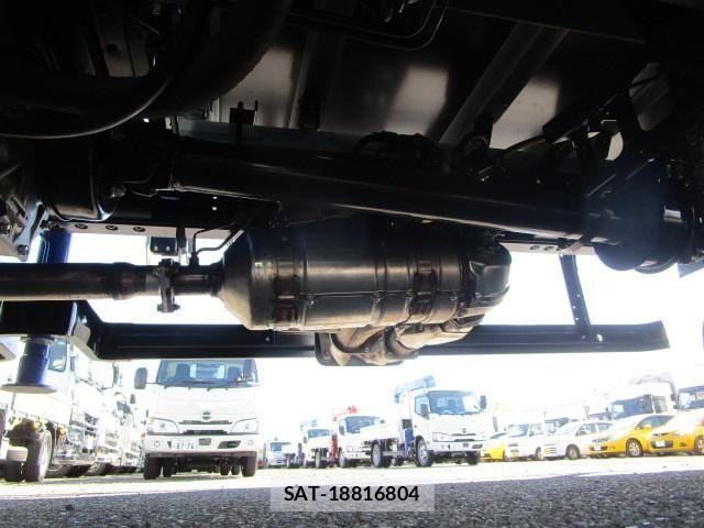 Hino DUTRO 2024-10 1742195-25