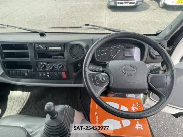 Hino DUTRO 2020-07 1742352-19