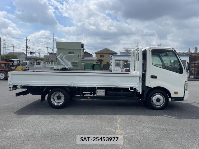 Hino DUTRO 2020-07 1742352-3