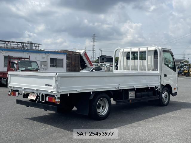 Hino DUTRO 2020-07 1742352-4