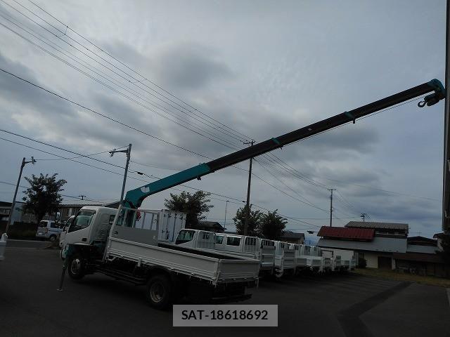 Hino DUTRO 2008-04 1742361-9