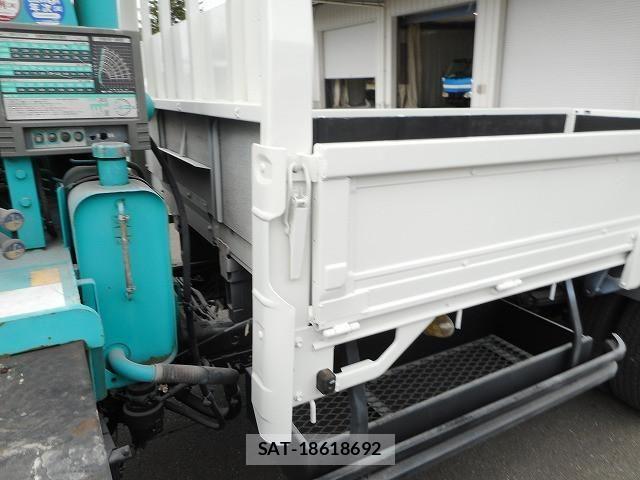 Hino DUTRO 2008-04 1742361-19