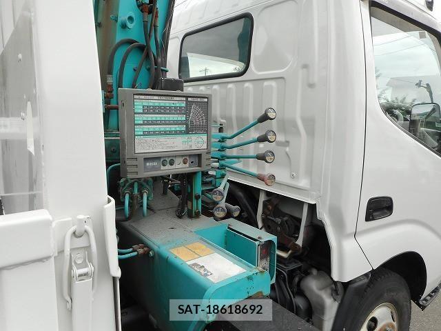 Hino DUTRO 2008-04 1742361-25
