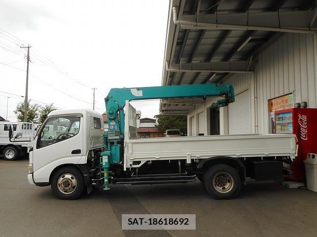 Hino DUTRO 2008-04 1742361-4
