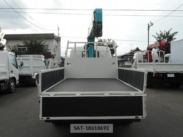 Hino DUTRO 2008-04 1742361-8