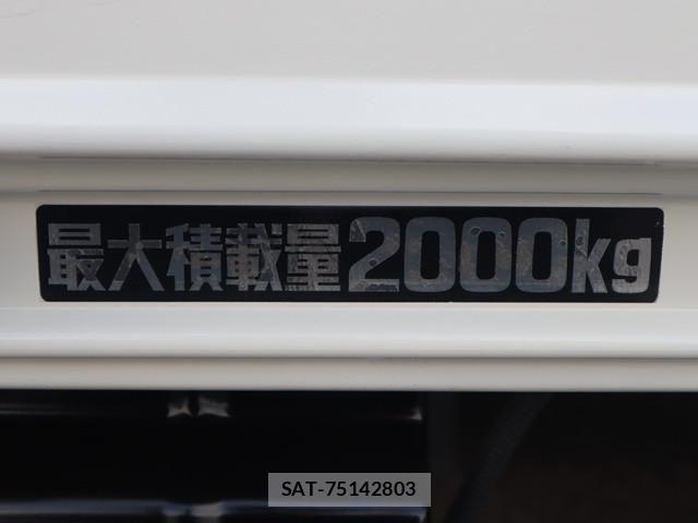 Hino DUTRO 2020-09 1742362-16