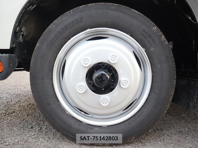 Hino DUTRO 2020-09 1742362-23
