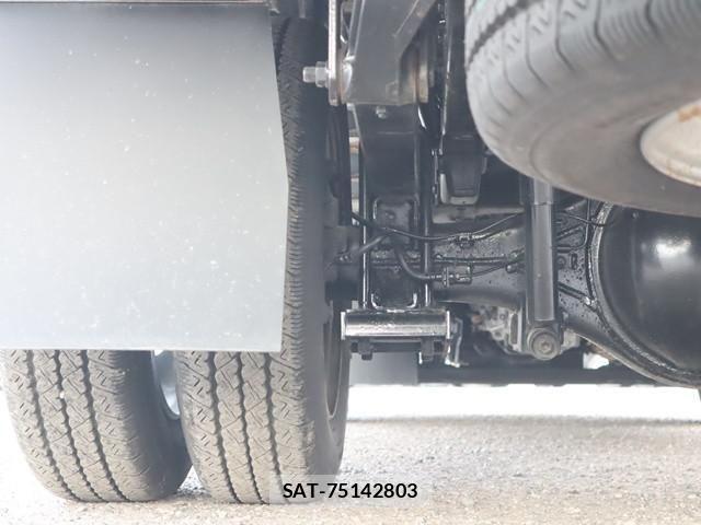 Hino DUTRO 2020-09 1742362-25