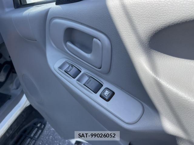 Hino DUTRO 2020-08 1742320-14