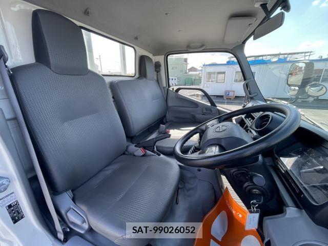 Hino DUTRO 2020-08 1742320-17