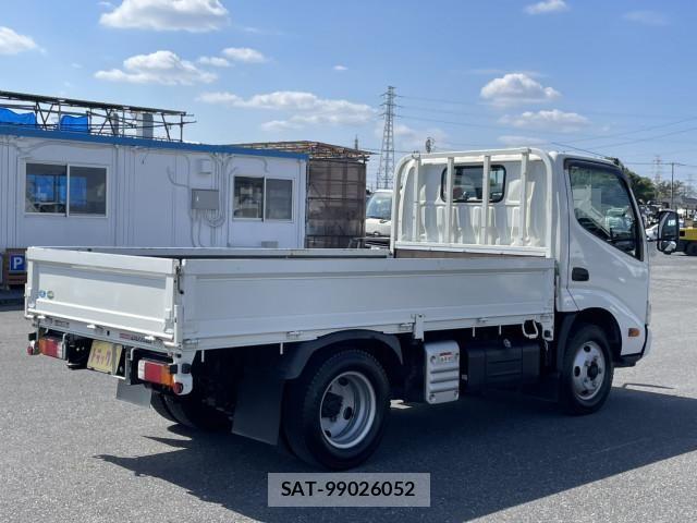 Hino DUTRO 2020-08 1742320-2