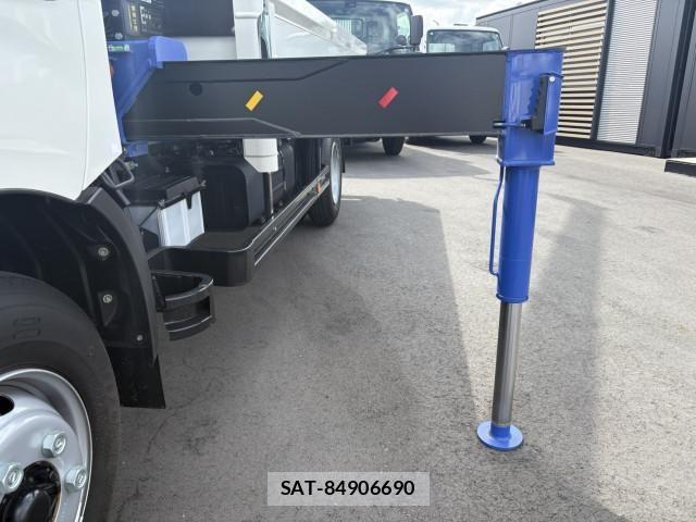 Hino DUTRO 2024-12 1742197-16