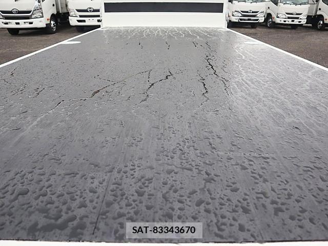 Hino DUTRO 2020-08 1742350-11