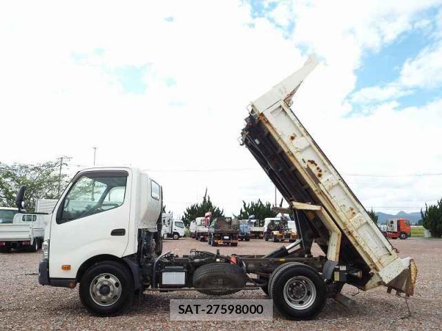 Hino DUTRO 2016-10 1742328-14