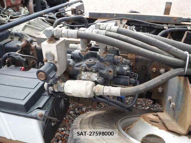 Hino DUTRO 2016-10 1742328-25