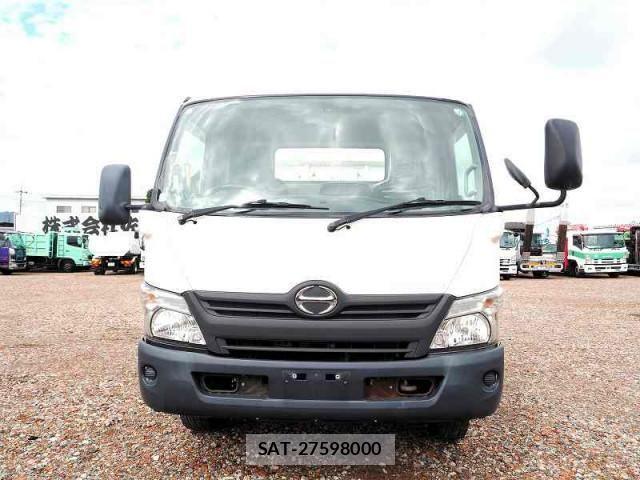 Hino DUTRO 2016-10 1742328-7