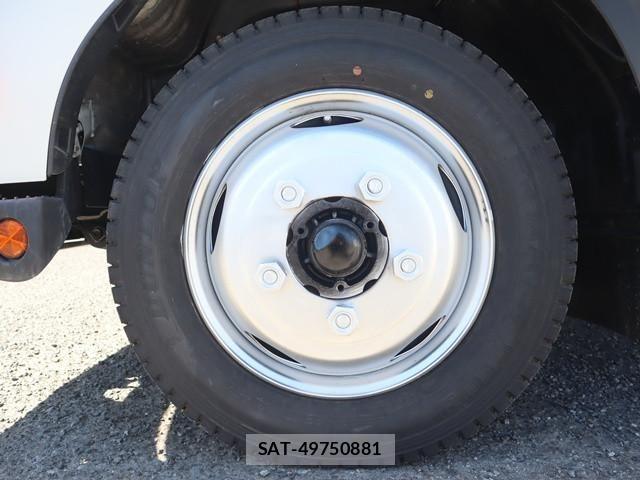 Hino DUTRO 2020-08 1742348-23