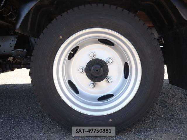 Hino DUTRO 2020-08 1742348-24