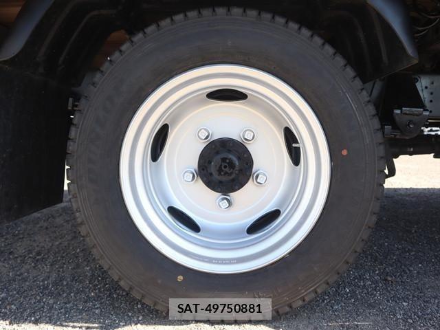 Hino DUTRO 2020-08 1742348-27