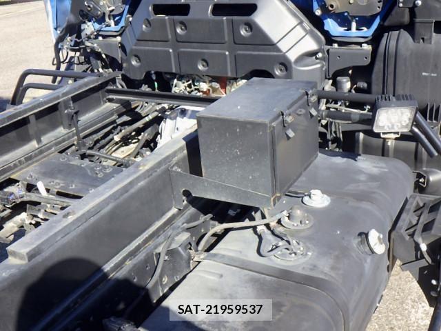 Hino DUTRO 2022-09 1742247-15