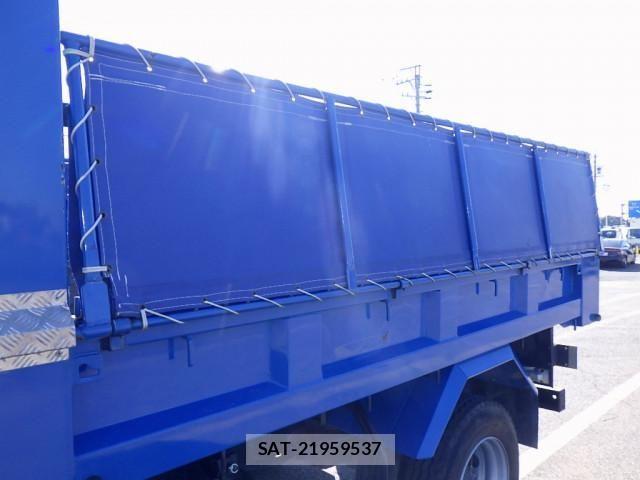 Hino DUTRO 2022-09 1742247-19