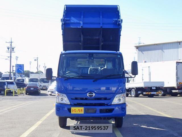 Hino DUTRO 2022-09 1742247-2