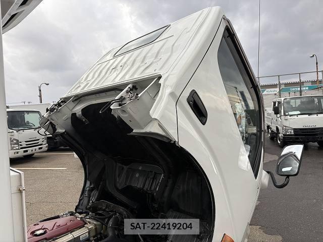 Hino DUTRO 2013-09 1742411-24