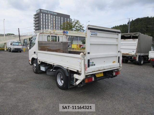 Hino DUTRO 2018-10 1742413-1