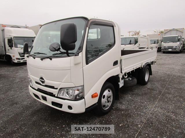 Hino DUTRO 2020-08 1742303-0