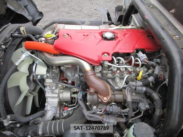 Hino DUTRO 2020-08 1742303-25