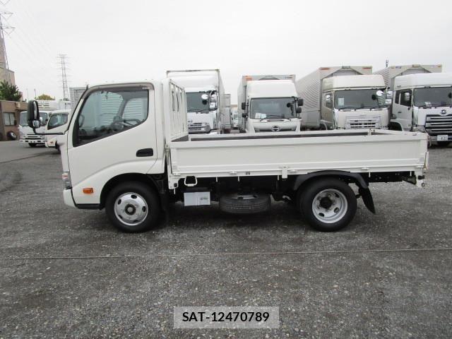 Hino DUTRO 2020-08 1742303-4