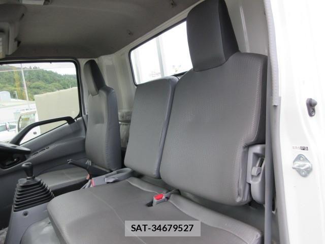 Hino DUTRO 2020-07 1742338-18