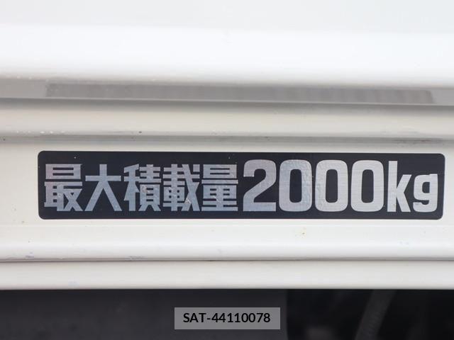 Hino DUTRO 2020-07 1742372-13