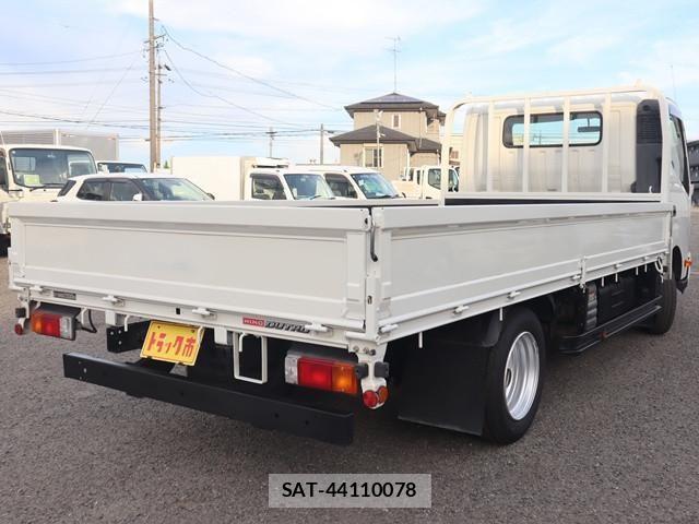 Hino DUTRO 2020-07 1742372-4