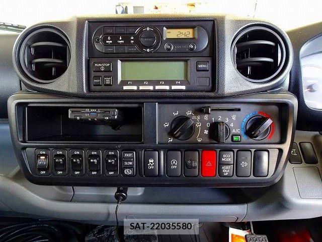 Hino DUTRO 2018-05 1742265-9