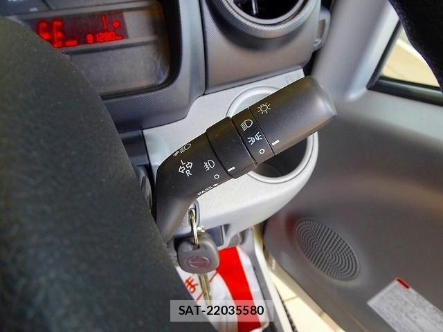 Hino DUTRO 2018-05 1742265-19