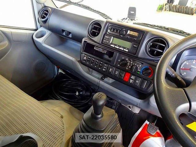 Hino DUTRO 2018-05 1742265-8
