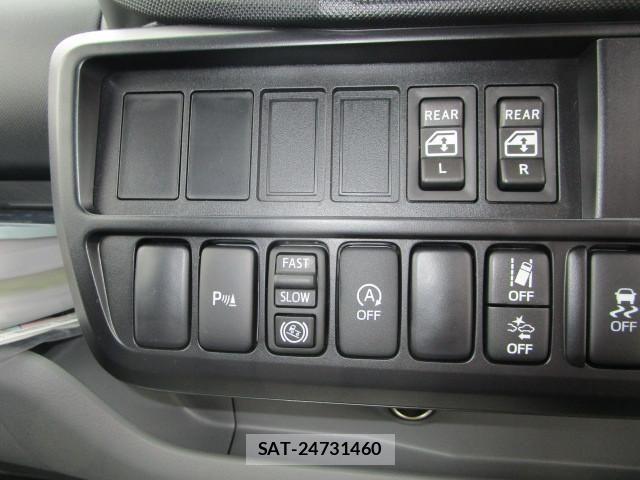 Hino DUTRO 2025-04 1742238-13