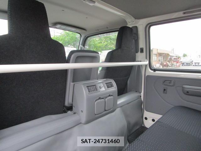 Hino DUTRO 2025-04 1742238-23