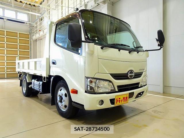 Hino DUTRO 2017-06 1742409-1