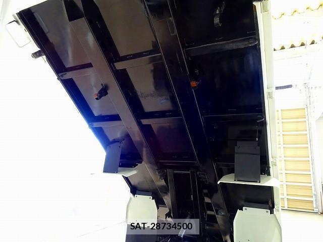 Hino DUTRO 2017-06 1742409-27