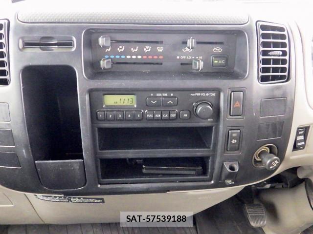 Hino DUTRO 2006-01 1742447-19