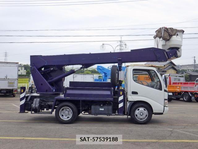 Hino DUTRO 2006-01 1742447-4