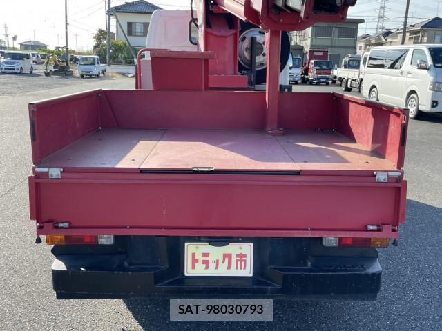 Hino DUTRO 2012-06 1742444-10