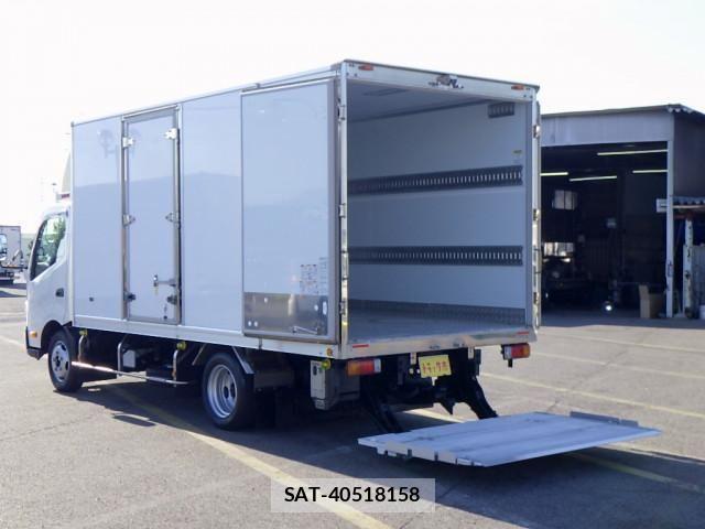 Hino DUTRO 2021-01 1742236-24