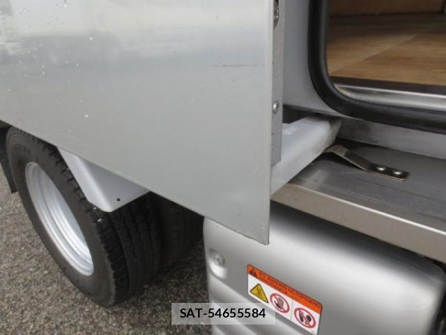 Hino DUTRO 2020-01 1742380-21
