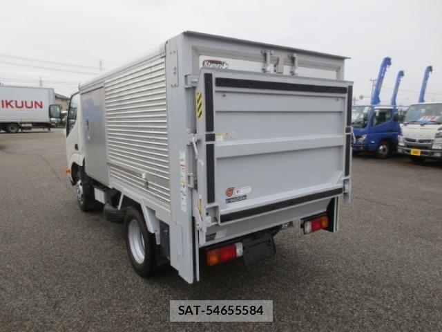 Hino DUTRO 2020-01 1742380-4