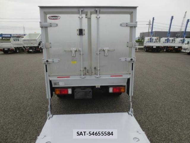 Hino DUTRO 2020-01 1742380-7