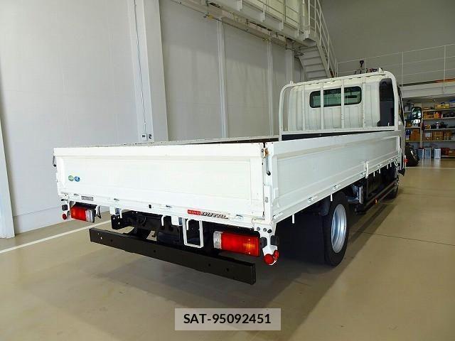 Hino DUTRO 2020-08 1742342-2