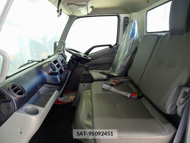 Hino DUTRO 2020-08 1742342-7
